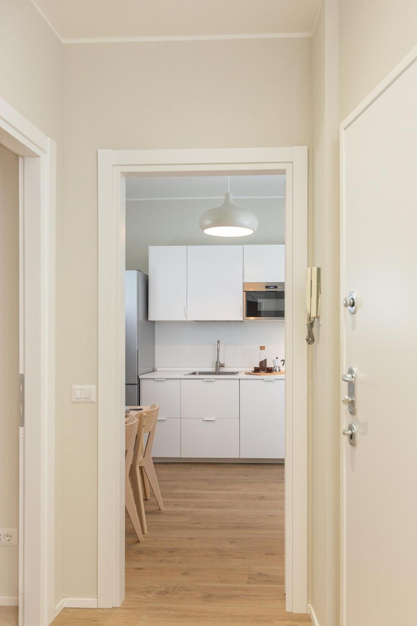 Dreams Exclusive Apartments With Terrace - Free Parking - M1 Station - Near Center Milan Exterior photo